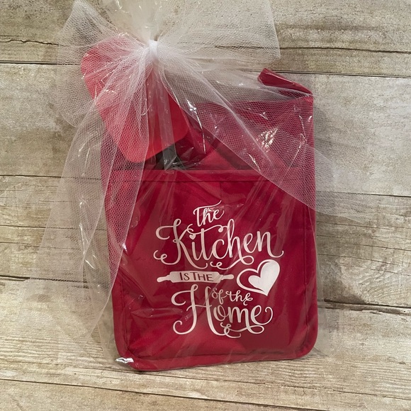 Brand New! Handmade Decorative Potholder Gift Set - Picture 4 of 5